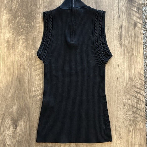 WHBM Sleeveless Tank - Picture 12 of 13